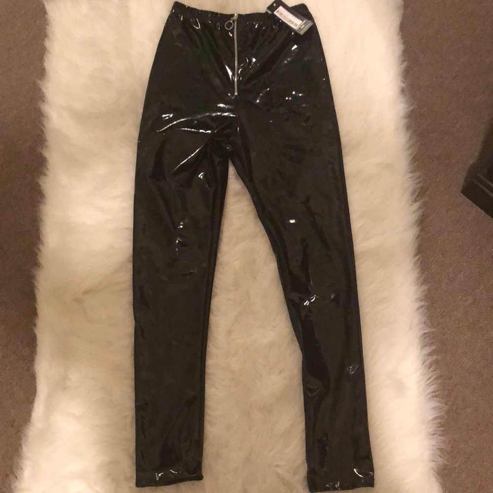 Vinyl legging